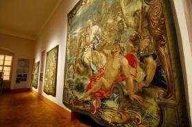 Státní hrad a zámek J. Hradec